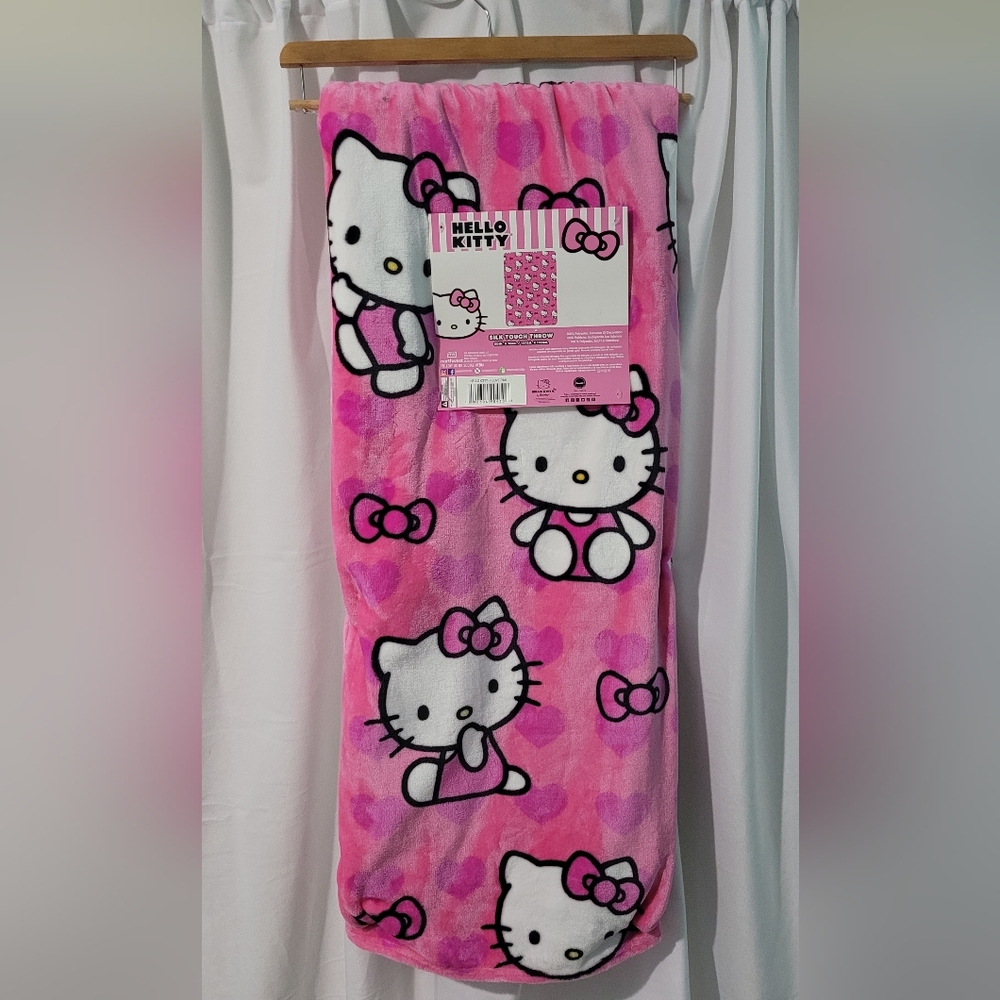 🎀 Hello Kitty Throw- I love Pink 💖
